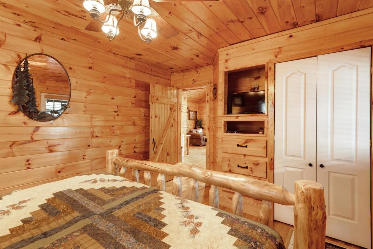 Tranquility Villa Pigeon Forge Exterior photo